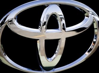 Toyota zayıf yen ve artan hibrit satışlarıyla rekor net kar açıkladı